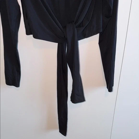 lululemon Black Tie-Front Long Sleeve Top - Picture 3 of 4